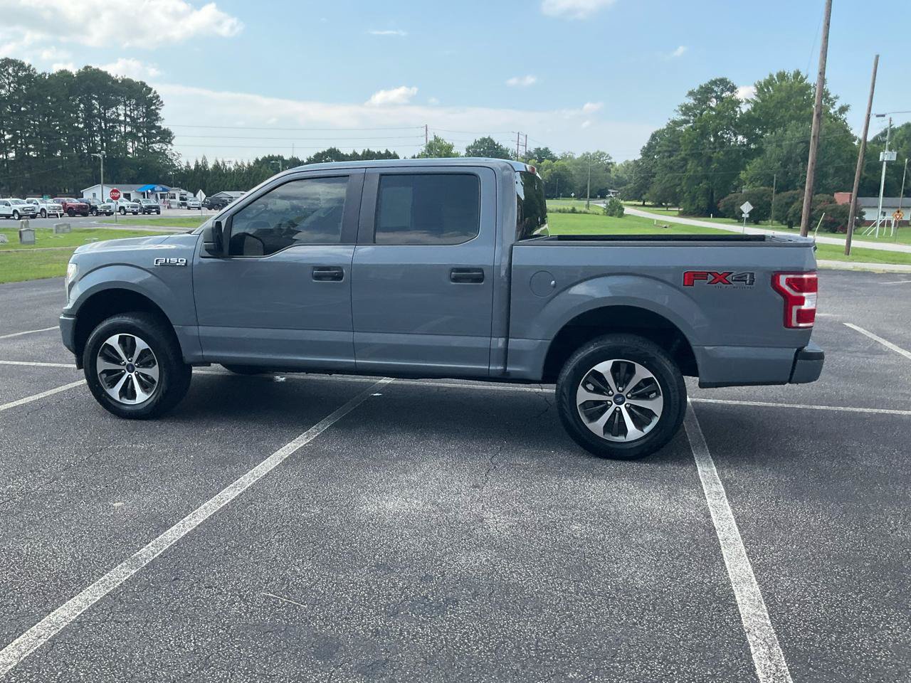 Used 2020 Ford F150 XL w/ Equipment Group 101A Mid AWD/4WD image 11
