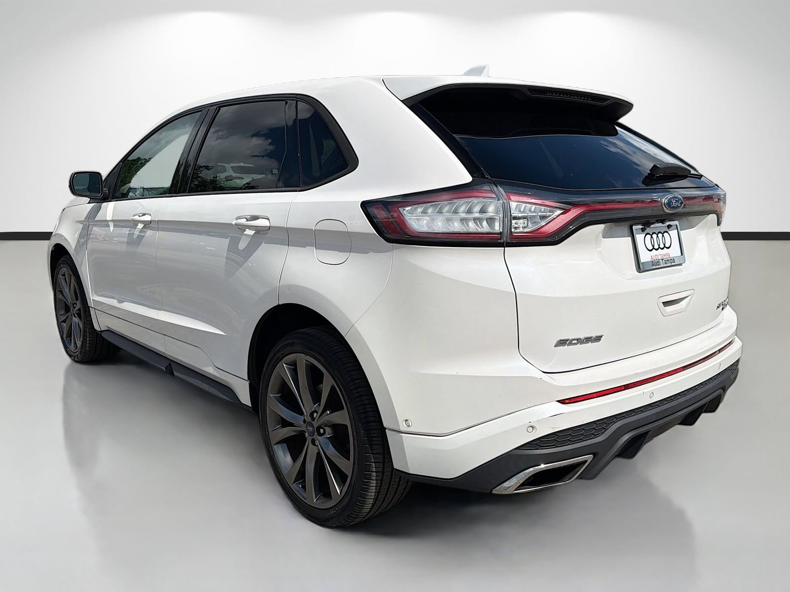 Used 2016 Ford Edge Sport w/ Equipment Group 401A AWD/4WD image 4