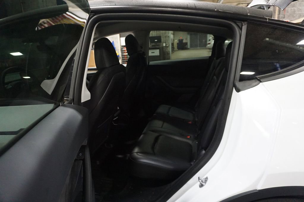 Used 2023 Tesla Model Y Long Range image 15
