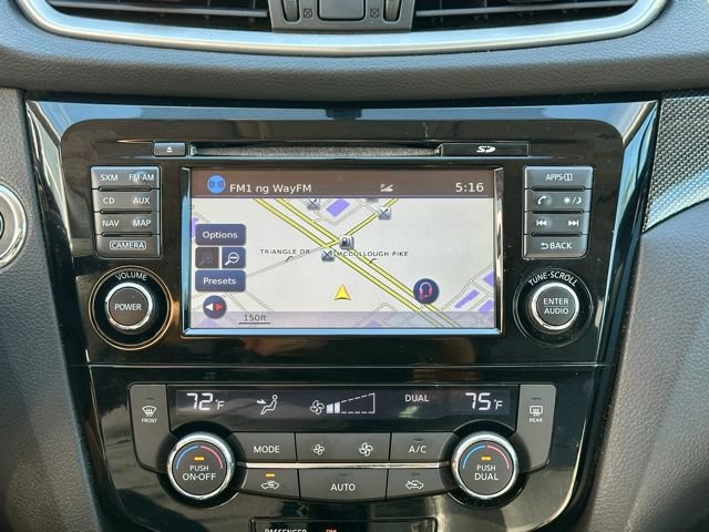 Used 2016 Nissan Rogue SL w/ SL Premium Package AWD/4WD image 27