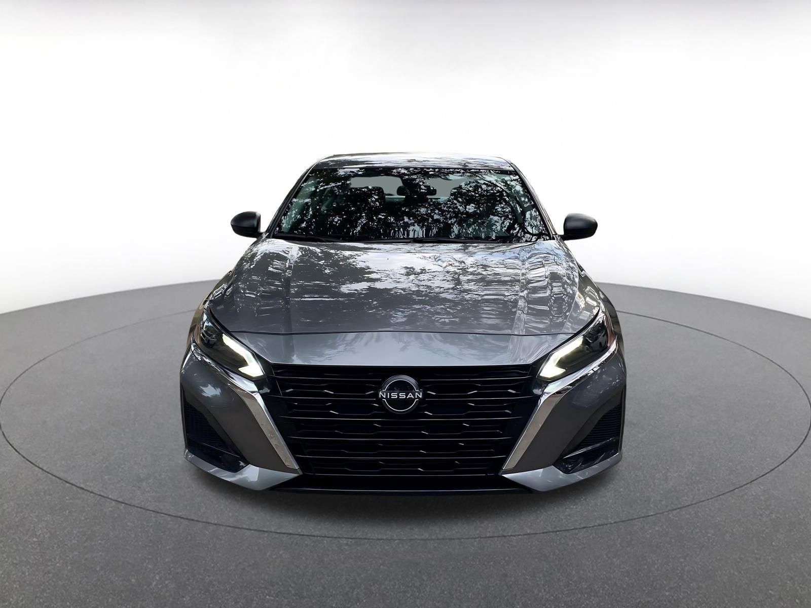 Used 2025 Nissan Altima 2.5 SV video 2