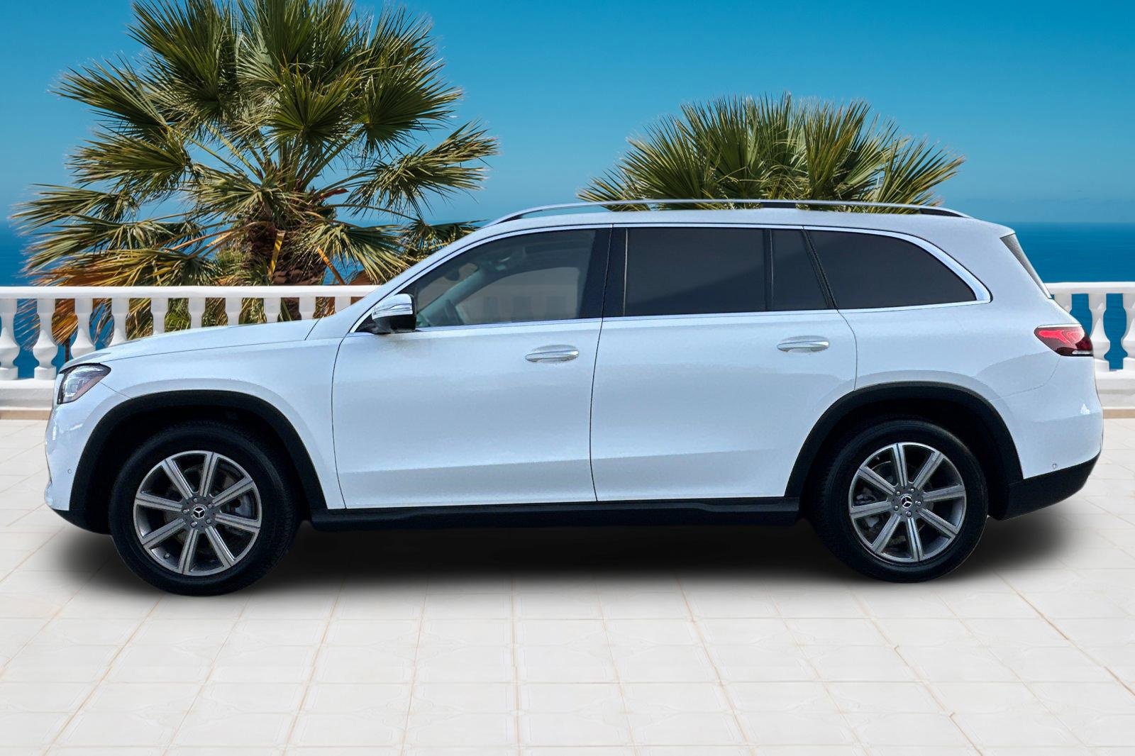 Used 2023 Mercedes-Benz GLS 450 4MATIC image 7