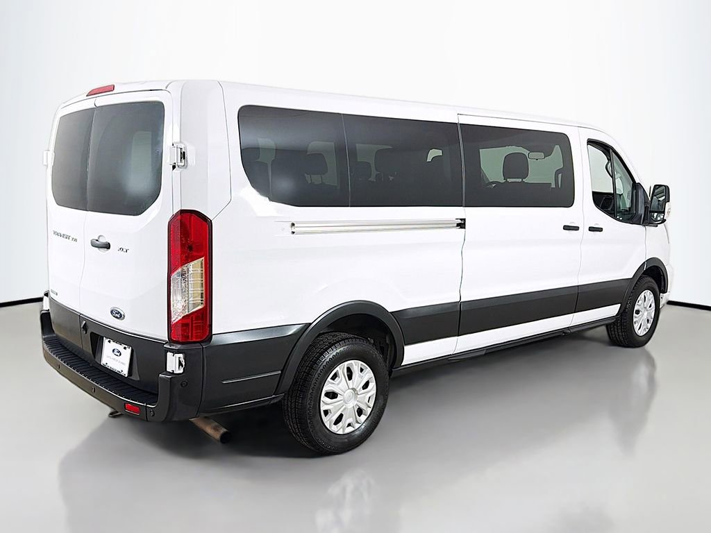 Used 2023 Ford Transit 350 XLT image 9