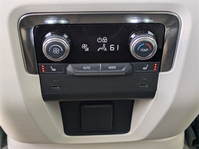 Used 2025 GMC Yukon Denali image 17