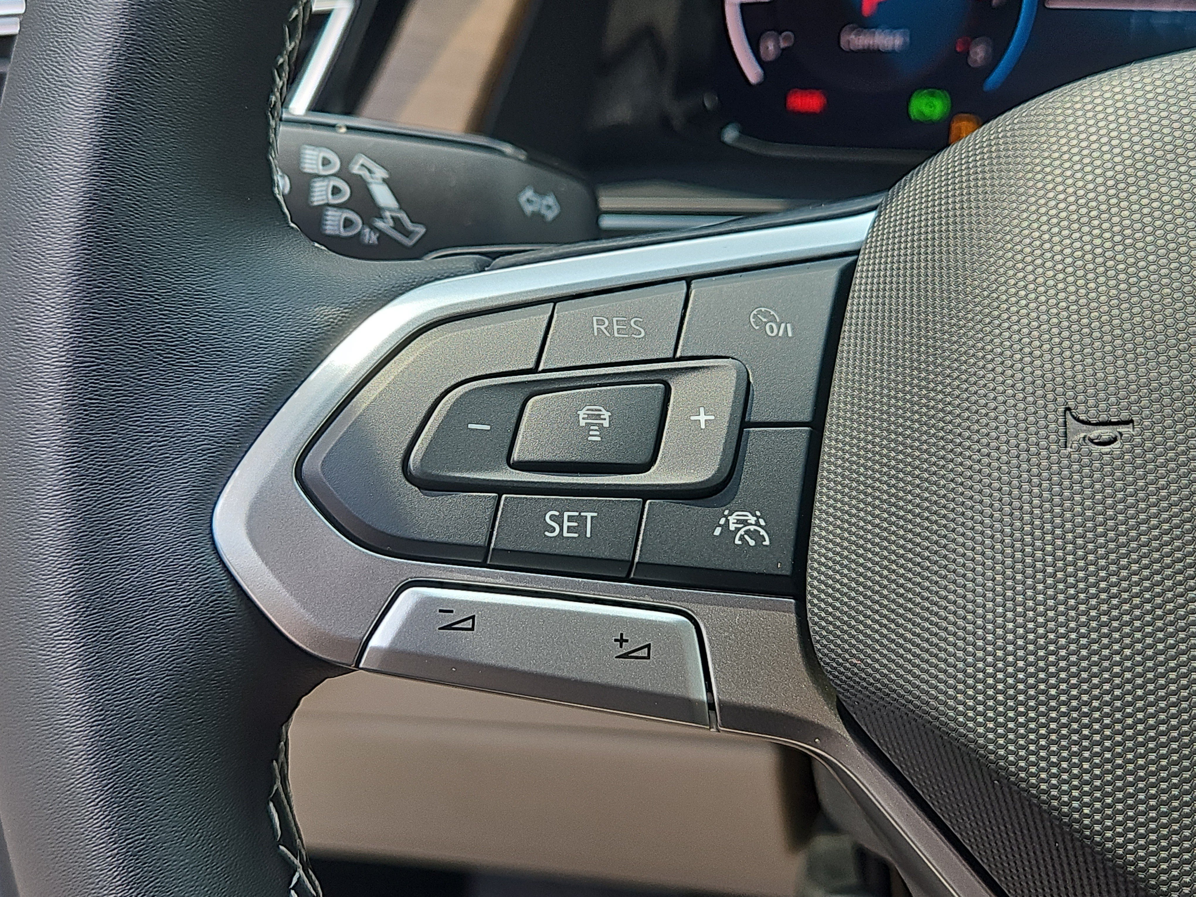 New 2026 Volkswagen Atlas SE AWD/4WD image 14
