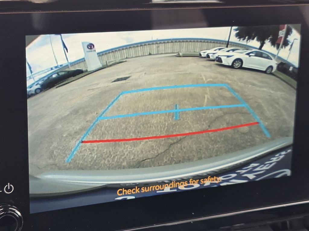 Used 2025 Toyota Corolla LE FWD image 18