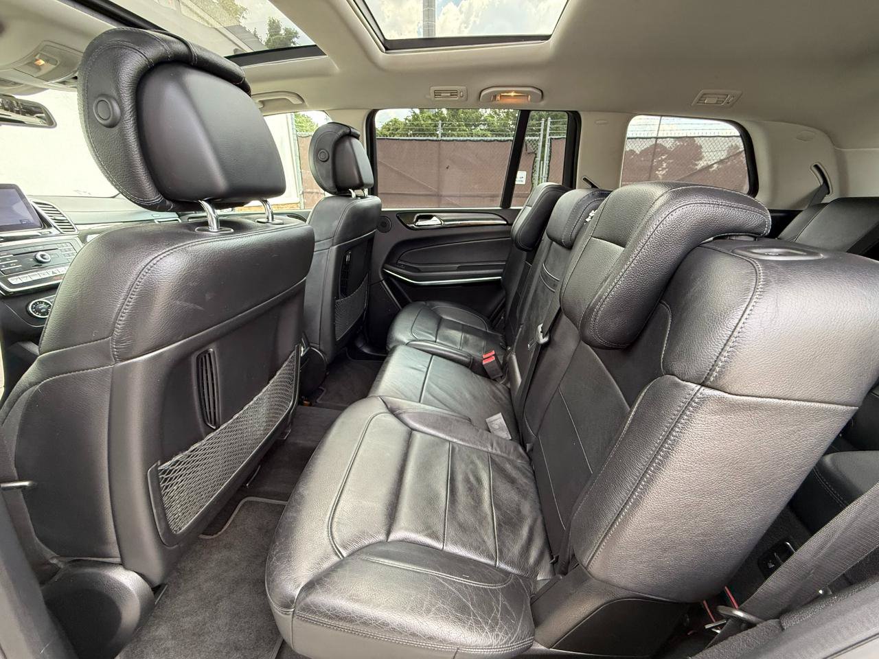 Used 2018 Mercedes-Benz GLS 550 4MATIC image 27