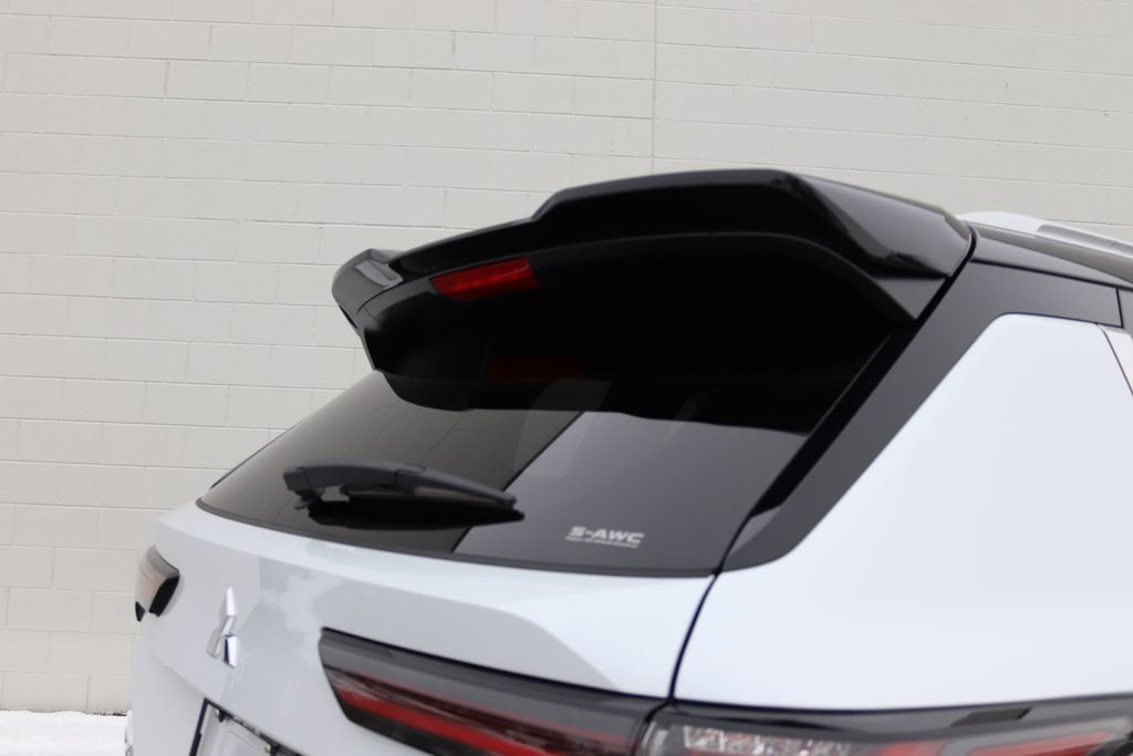 New 2026 Mitsubishi Outlander SEL image 33