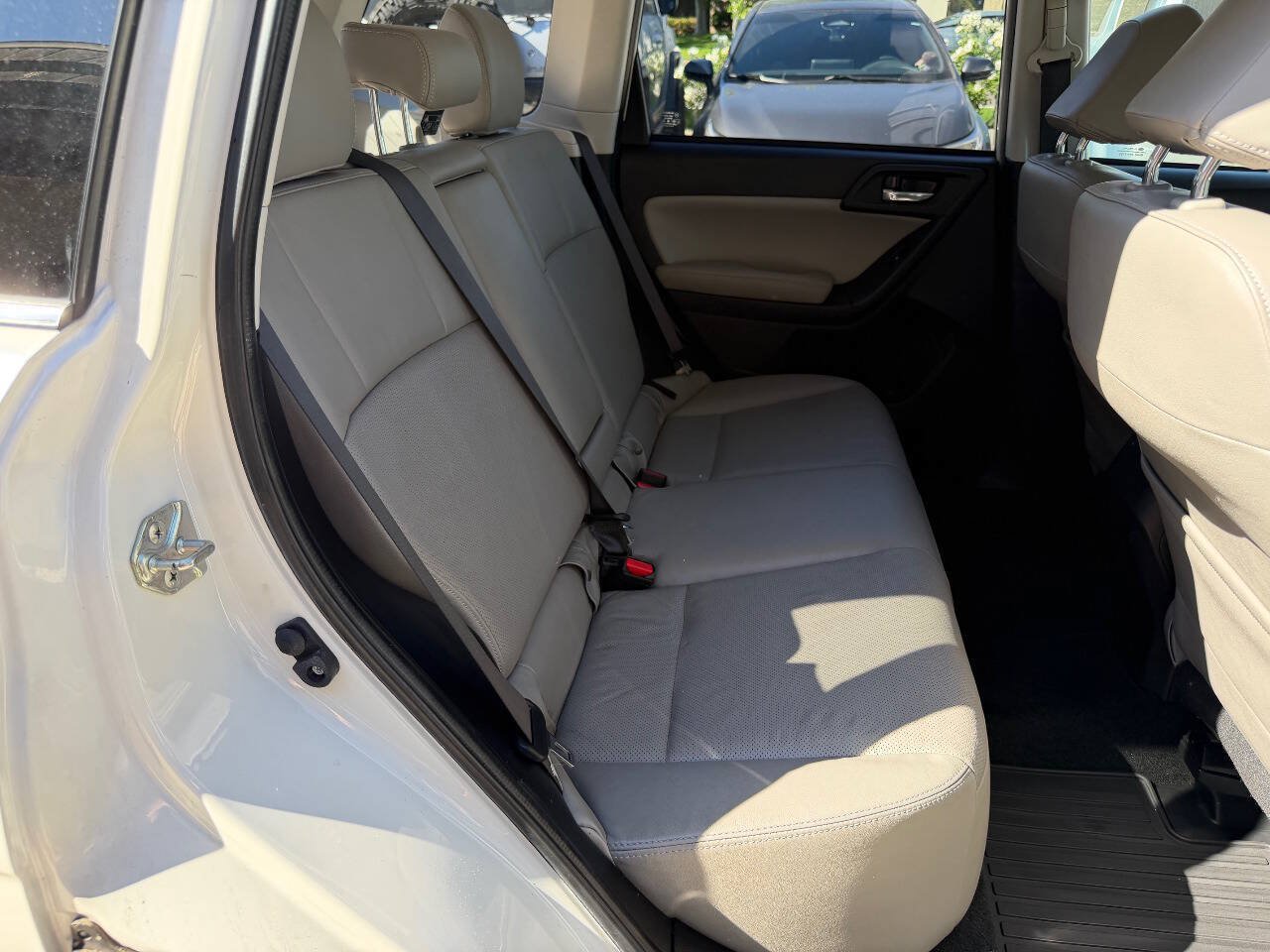 Used 2014 Subaru Forester 2.5i Limited w/ Popular Package #1 AWD/4WD image 14