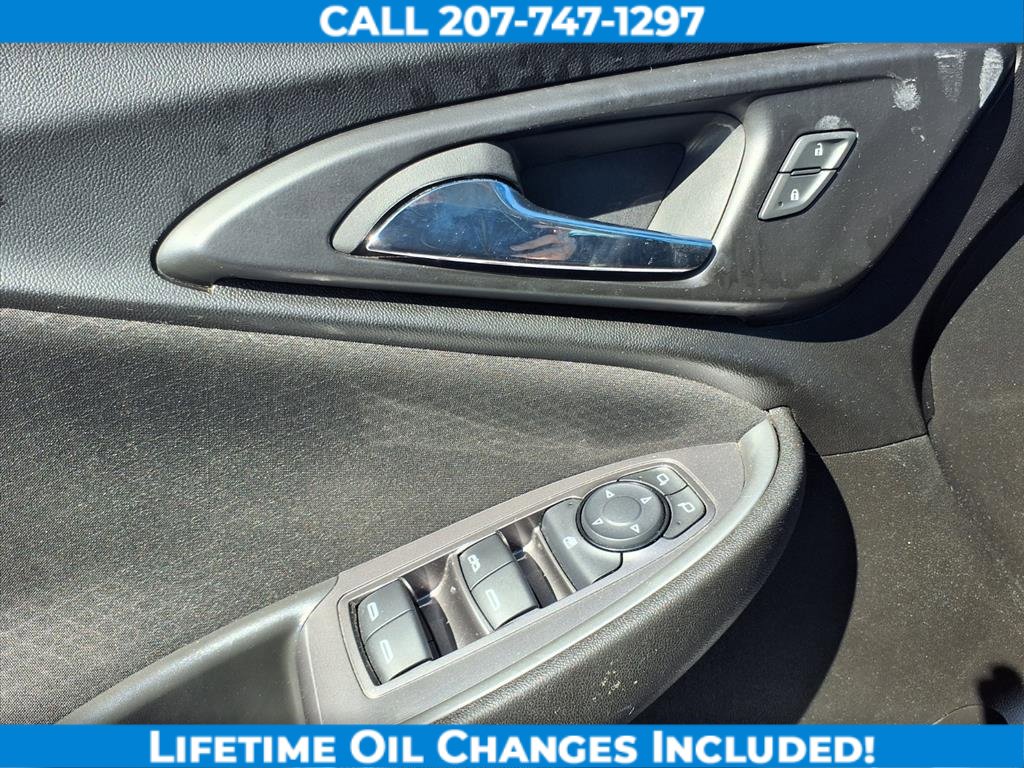 Used 2023 Chevrolet Malibu LT image 11