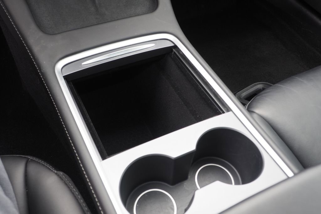 Used 2023 Tesla Model 3 Standard Range image 22