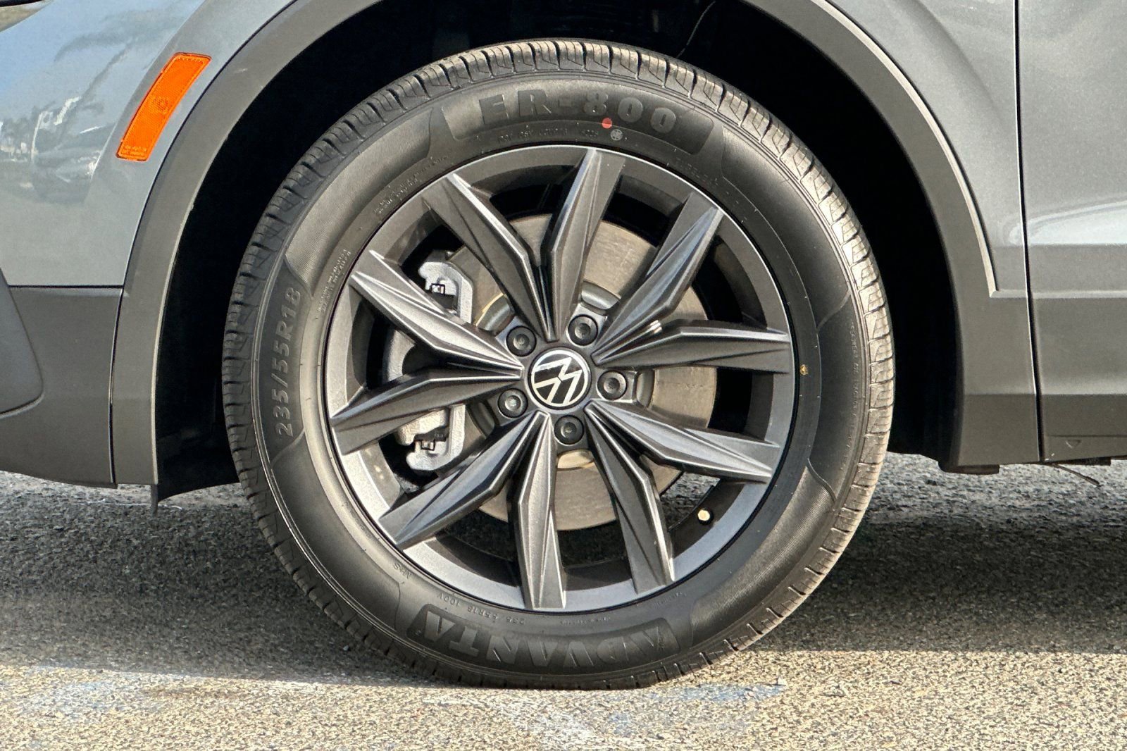 Used 2023 Volkswagen Tiguan SE image 26