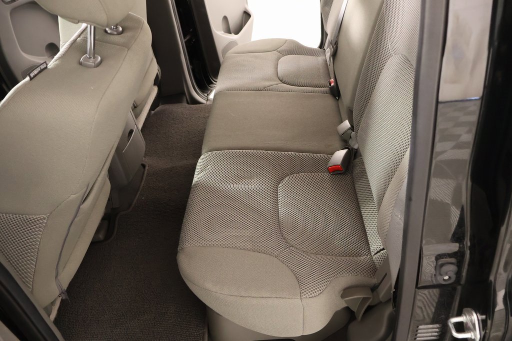 Used 2021 Nissan Frontier SV image 12