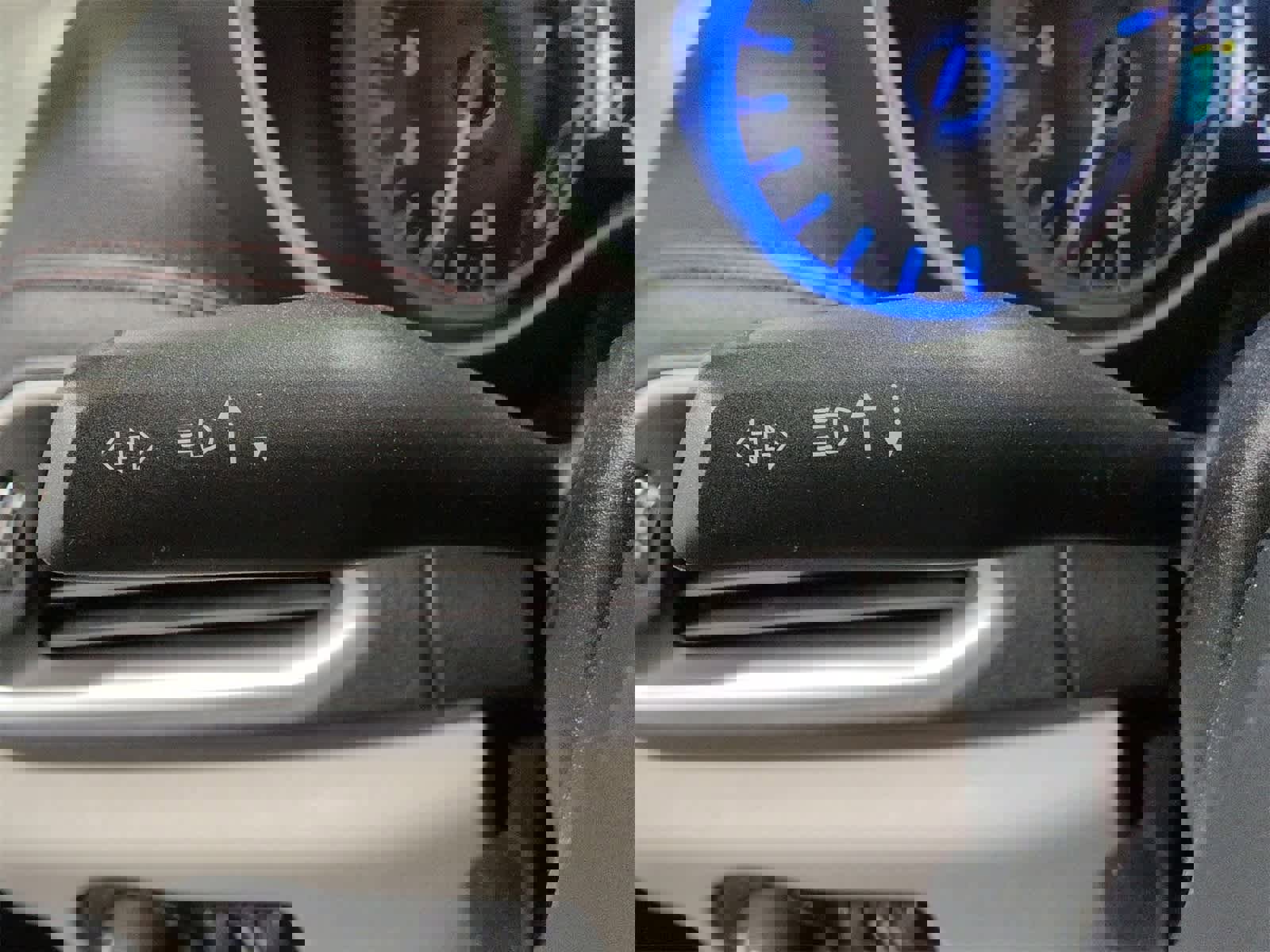 Certified 2017 Chrysler Pacifica Limited image 30