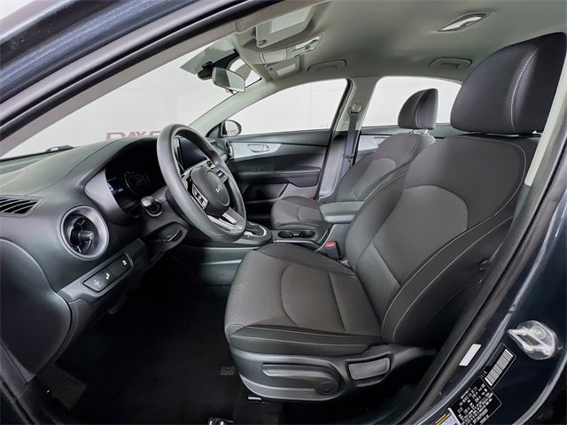 Used 2023 Kia Forte LXS w/ LXS Technology Package image 10