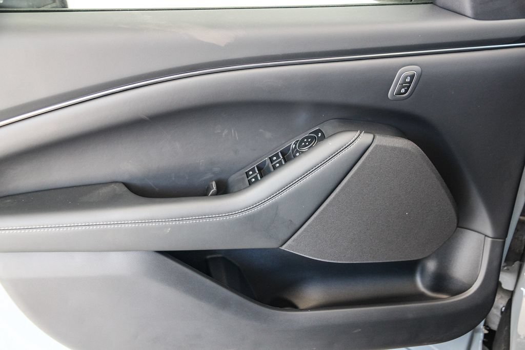 New 2026 Ford Mustang Mach-E Select RWD image 21
