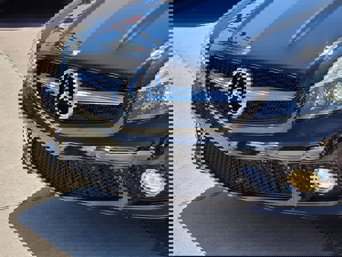 Used 2012 Mercedes-Benz SL 550 image 10