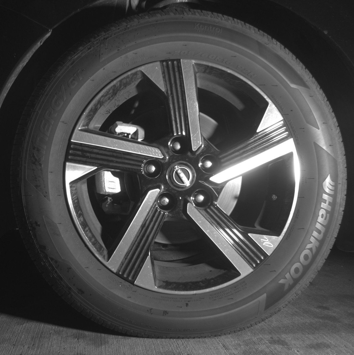 Used 2025 Nissan Sentra SV FWD image 12