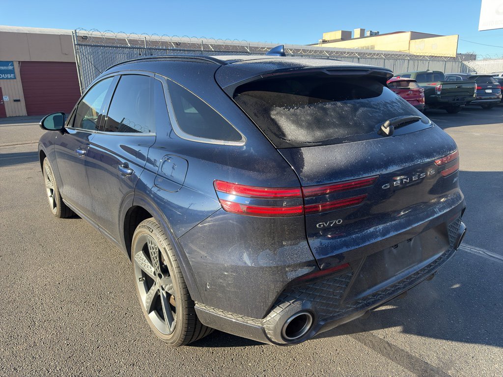 Used 2022 Genesis GV70 2.5T w/ Sport Prestige Package image 5