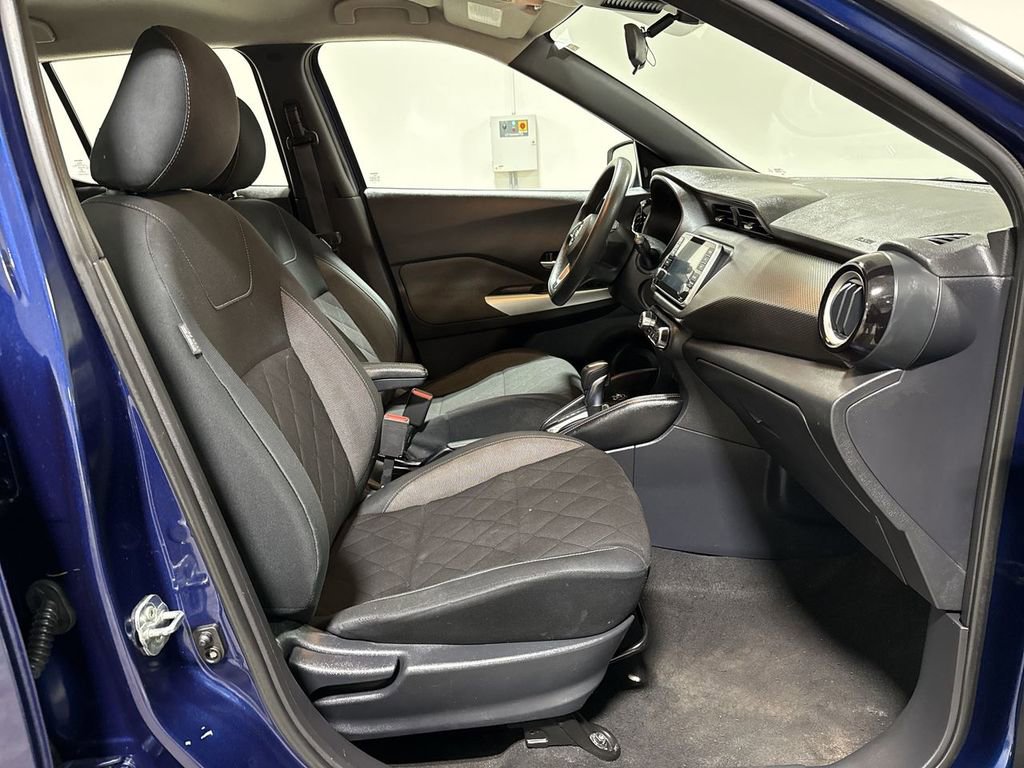 Used 2020 Nissan Kicks SV FWD image 21