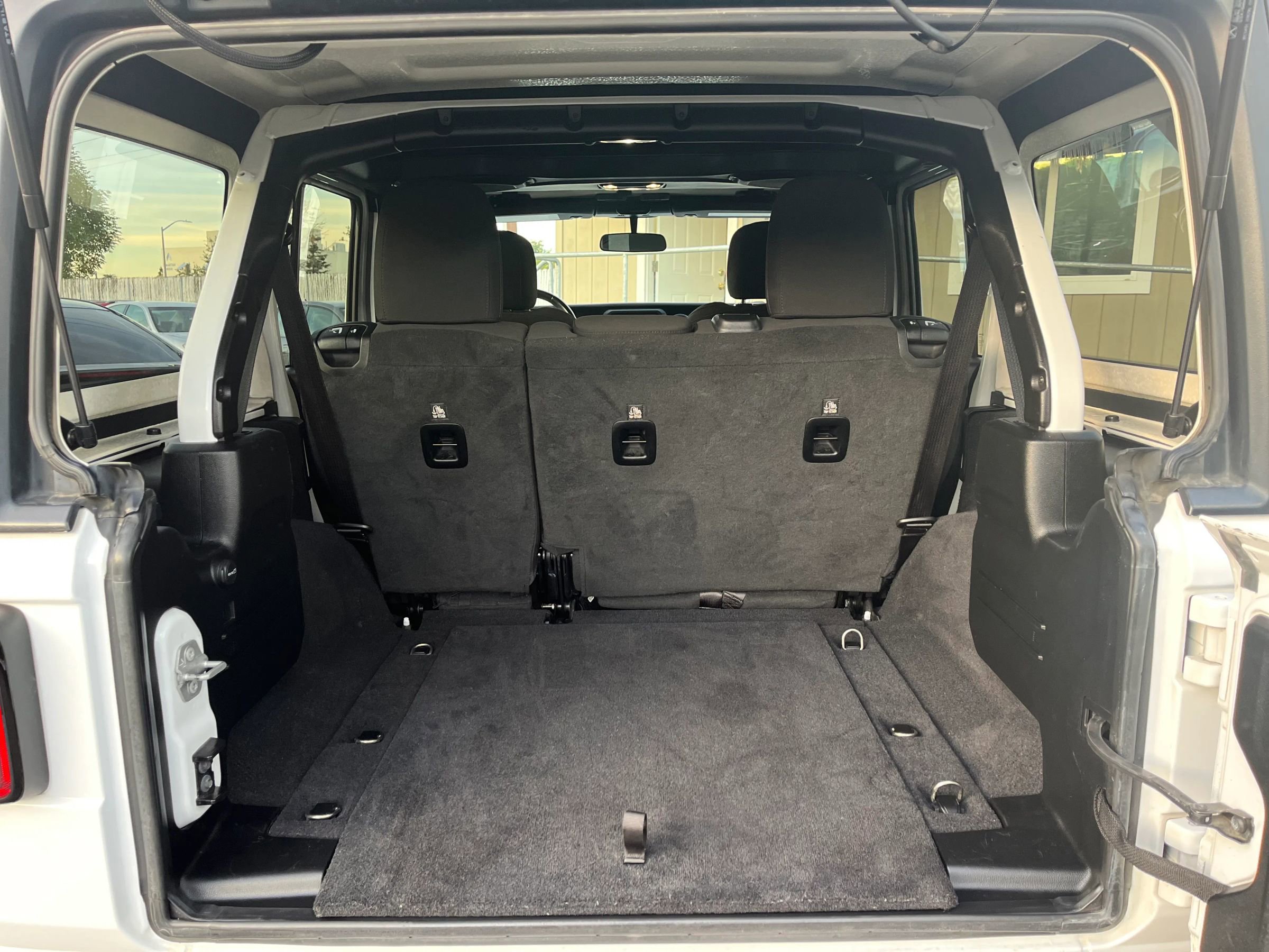 Used 2020 Jeep Wrangler Unlimited Sport image 13