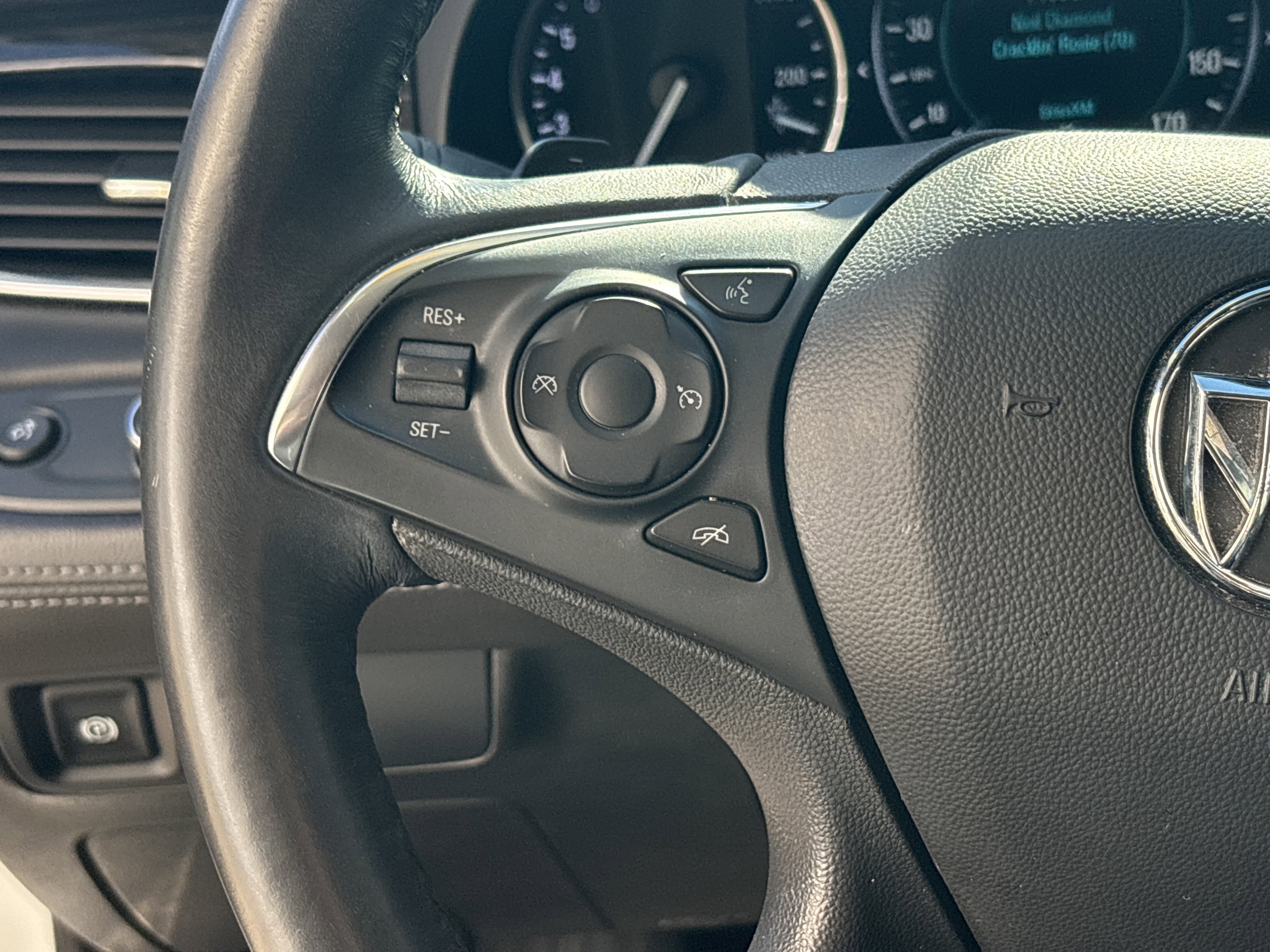 Used 2018 Buick LaCrosse Essence w/ Sun and Shade Package image 18