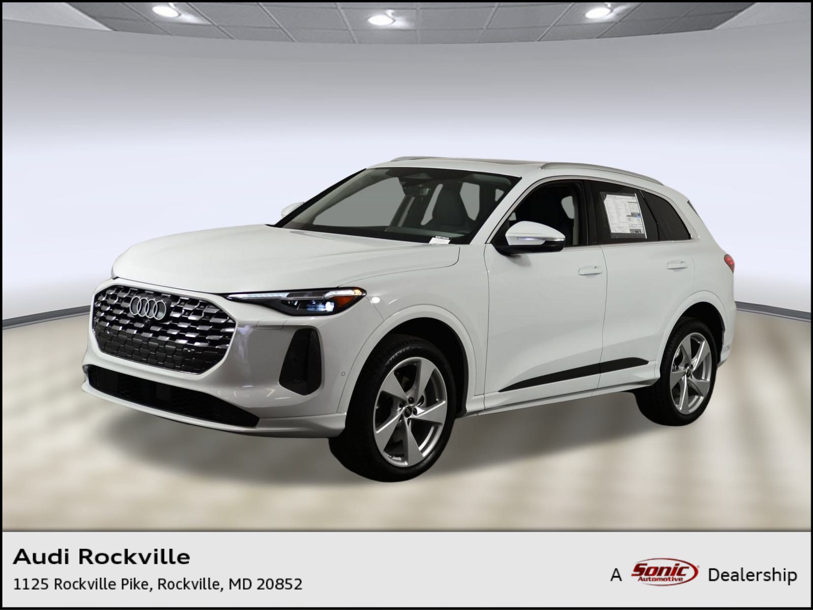 New 2025 Audi Q5 Premium w/ Premium Plus
