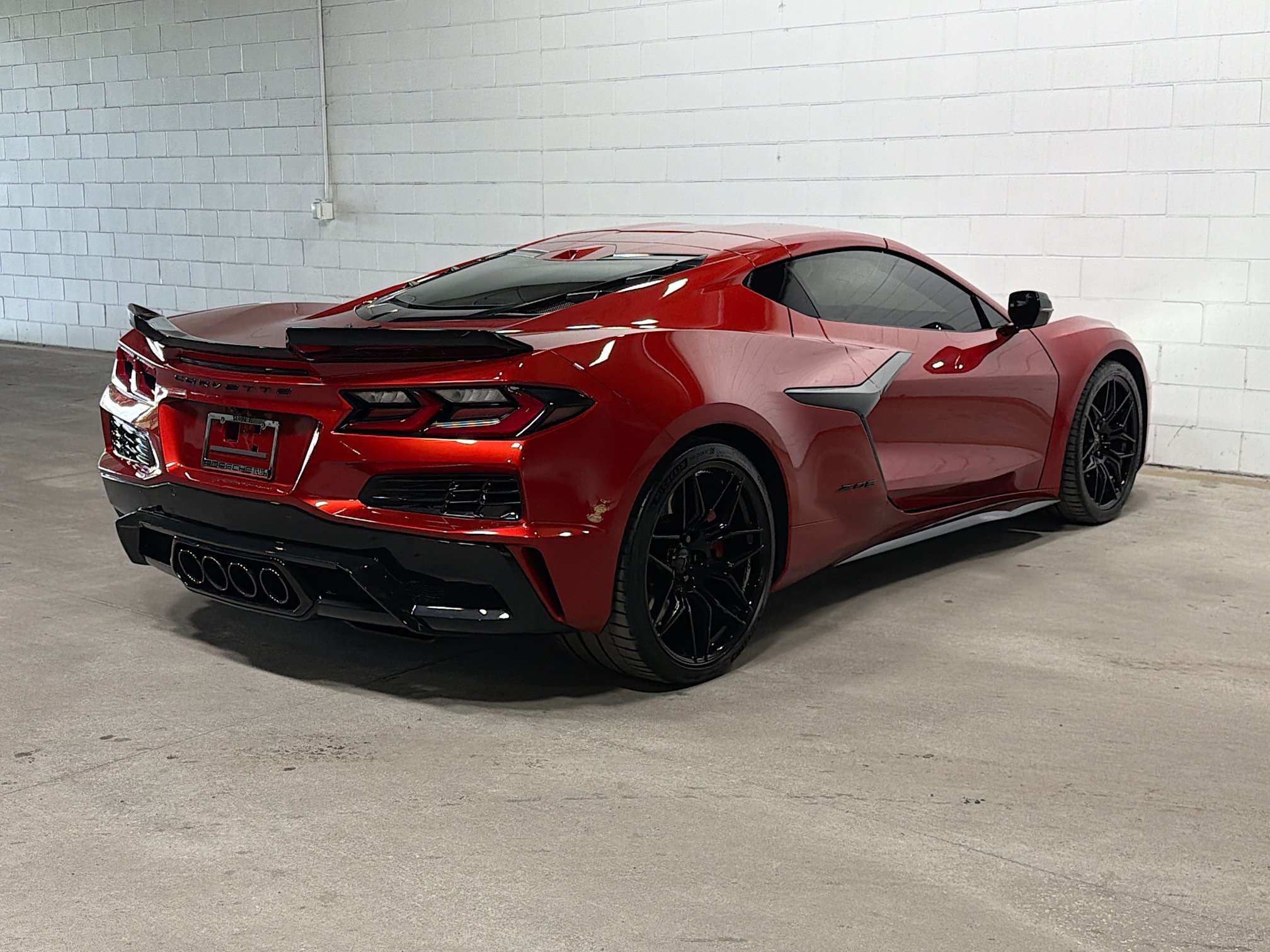 Used 2025 Chevrolet Corvette Z06 RWD image 7
