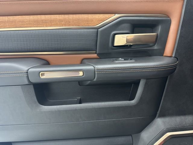Used 2024 RAM 2500 Limited image 23