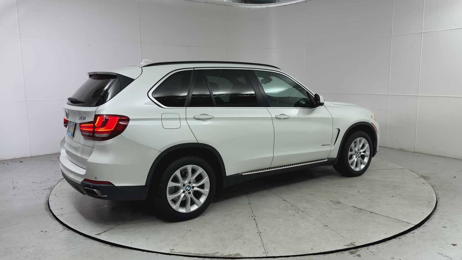 Used 2016 BMW X5 xDrive40e AWD/4WD video 2