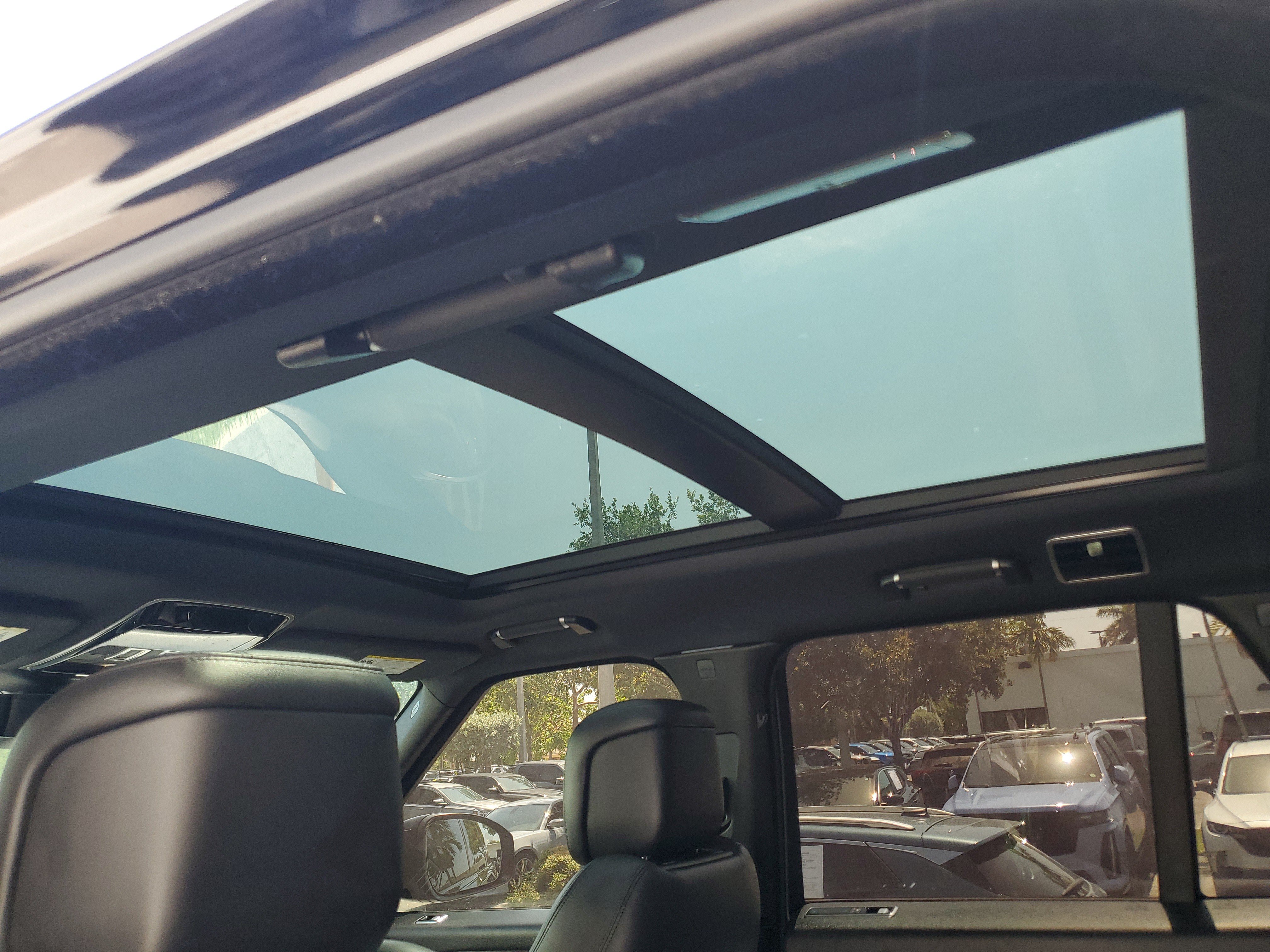 Used 2020 Land Rover Range Rover HSE AWD/4WD image 14