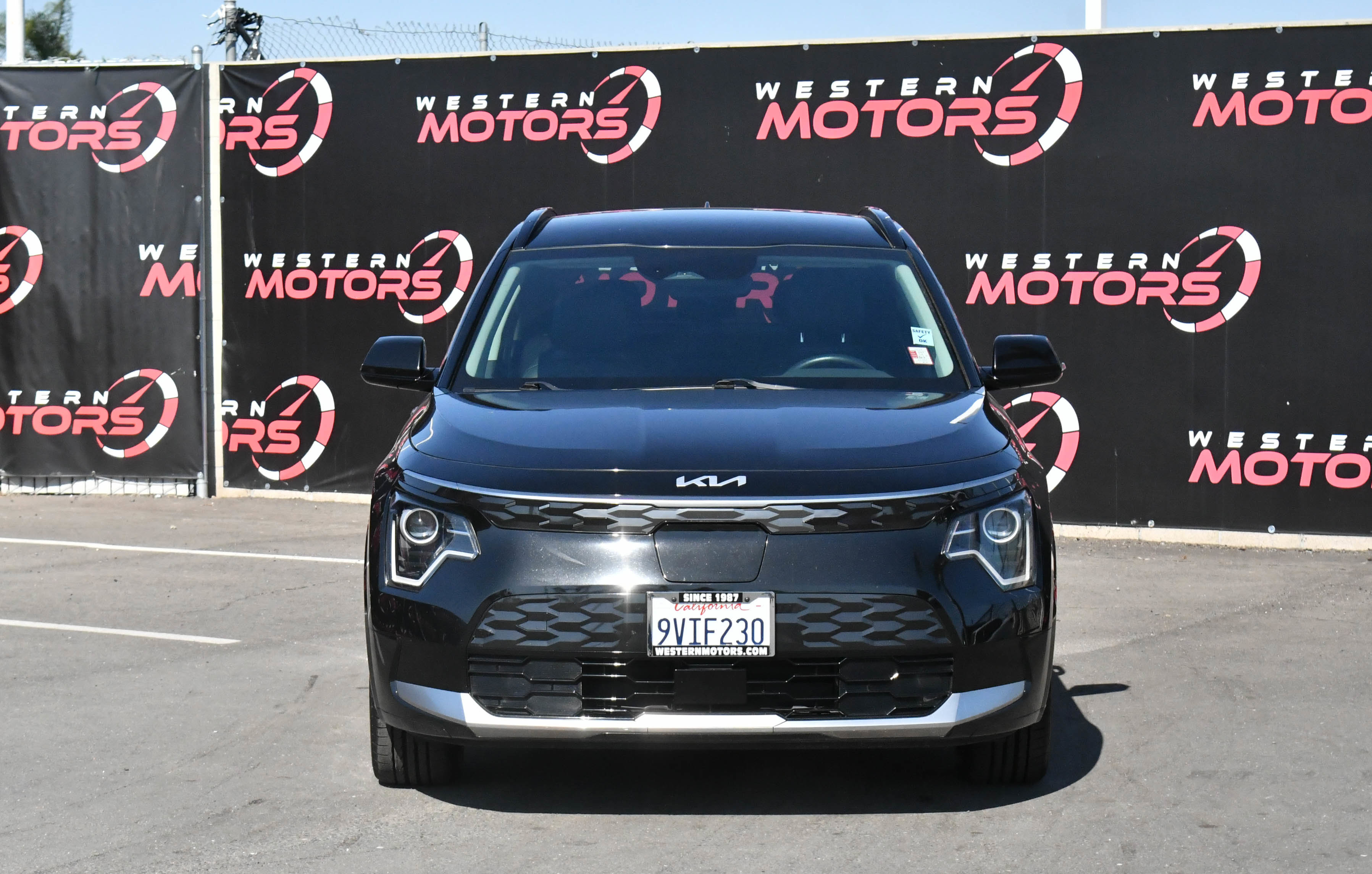 Used 2023 Kia Niro Wind FWD image 2