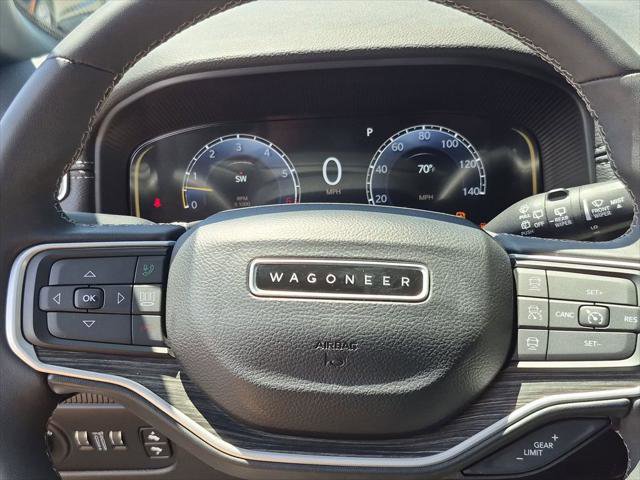 Certified 2022 Jeep Wagoneer Series III w/ Flexible Seating Group RWD image 16