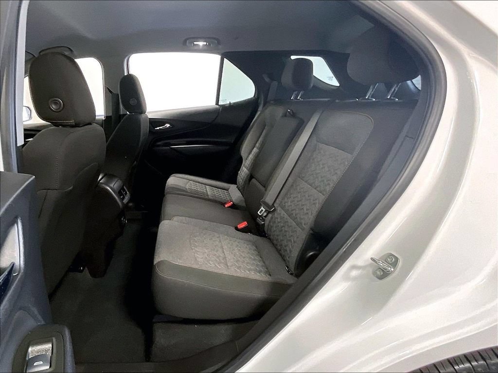 Used 2023 Chevrolet Equinox LT AWD/4WD image 15