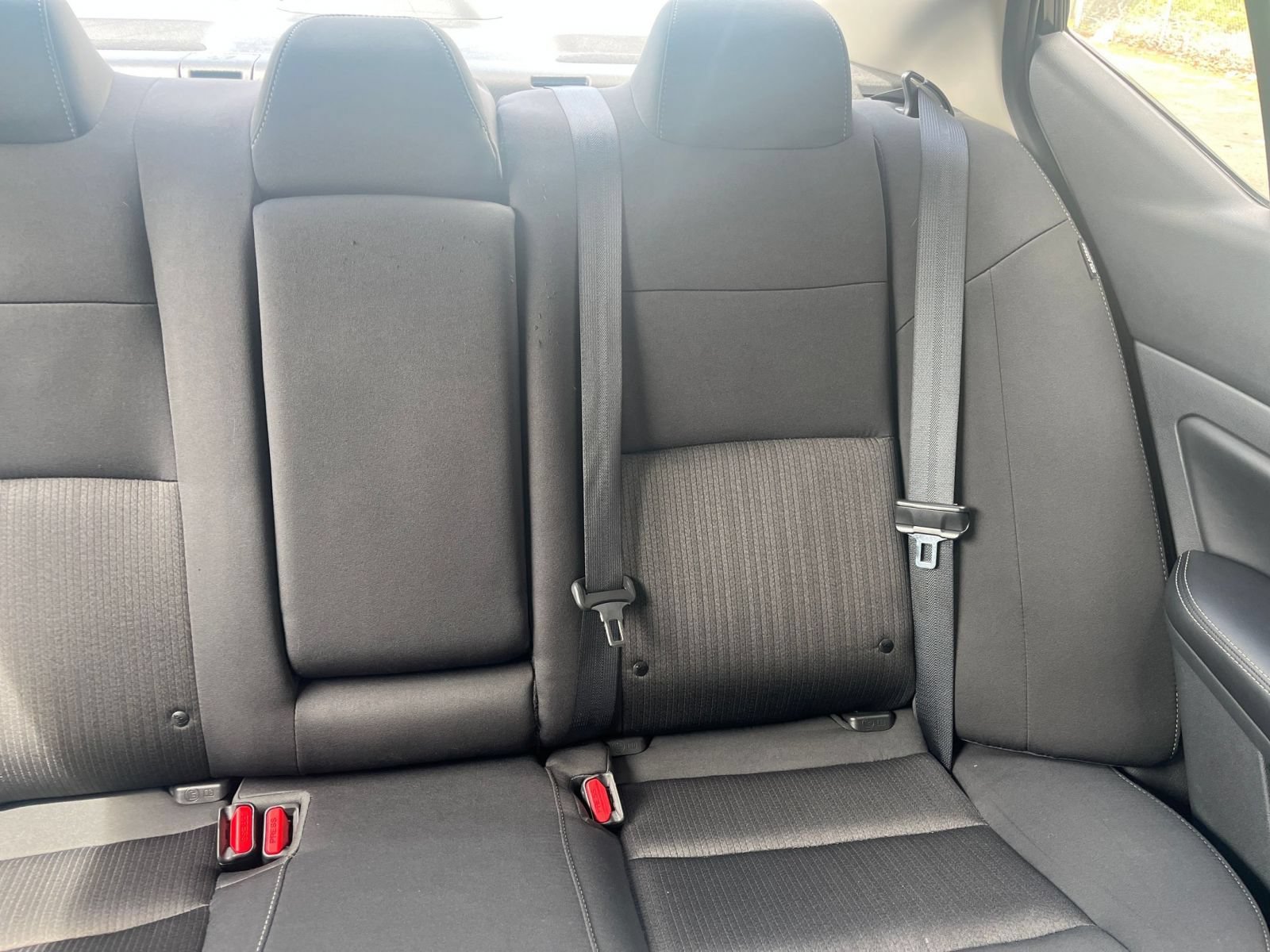 Used 2025 Nissan Altima 2.5 SV FWD image 33