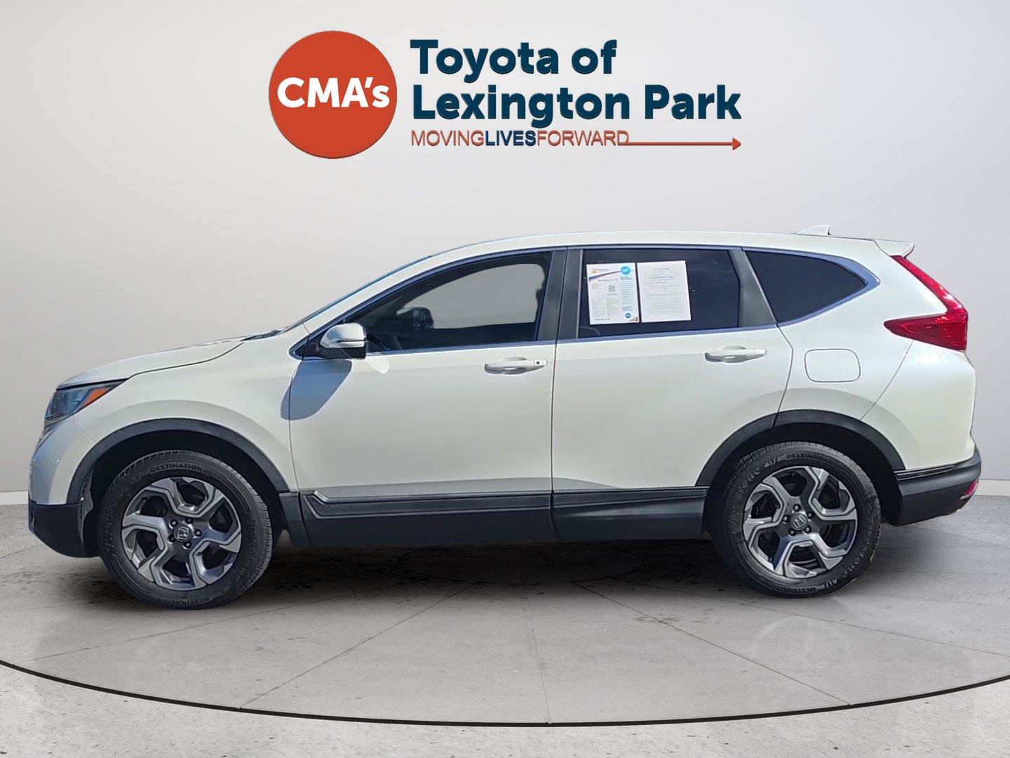 Used 2018 Honda CR-V EX image 2