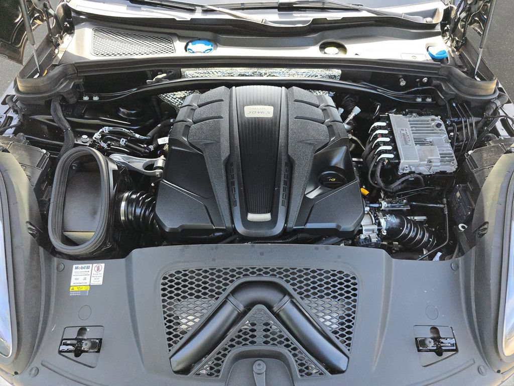 Used 2021 Porsche Macan S AWD/4WD image 34