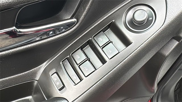 Used 2021 Chevrolet Trax LT w/ Driver Confidence Package image 10