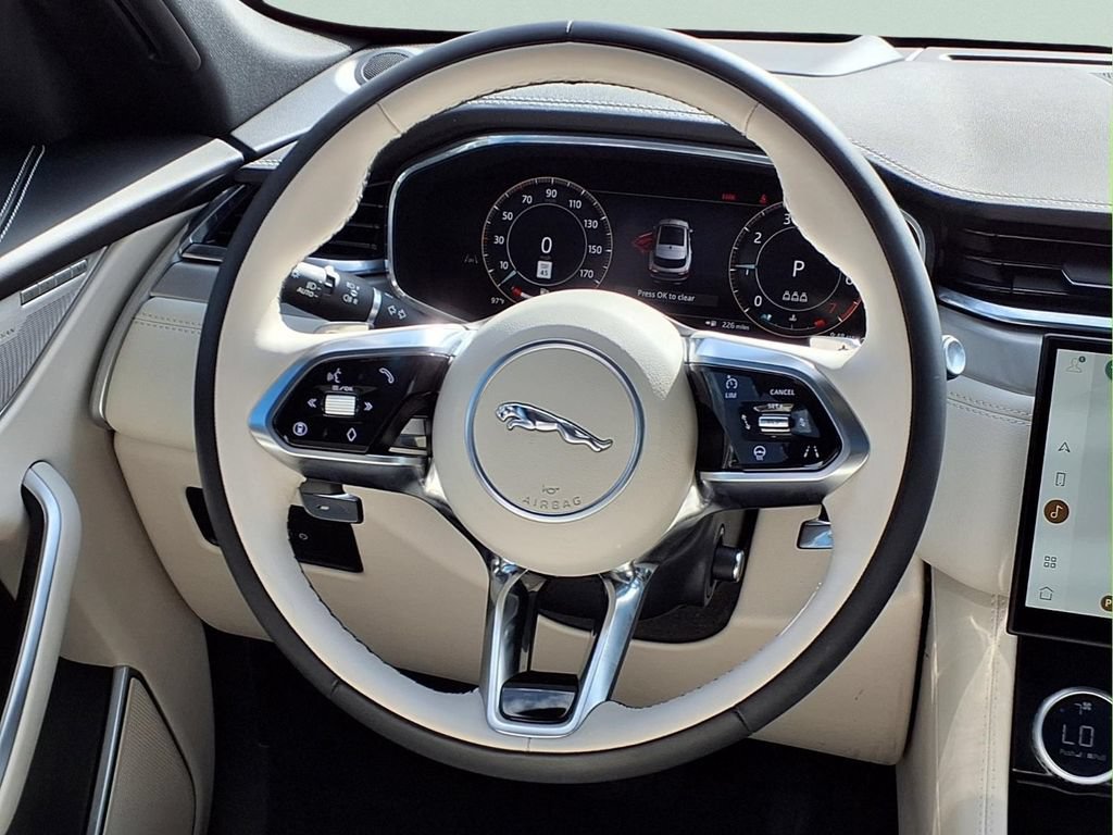 Used 2026 Jaguar F-PACE R-Dynamic S AWD/4WD image 10