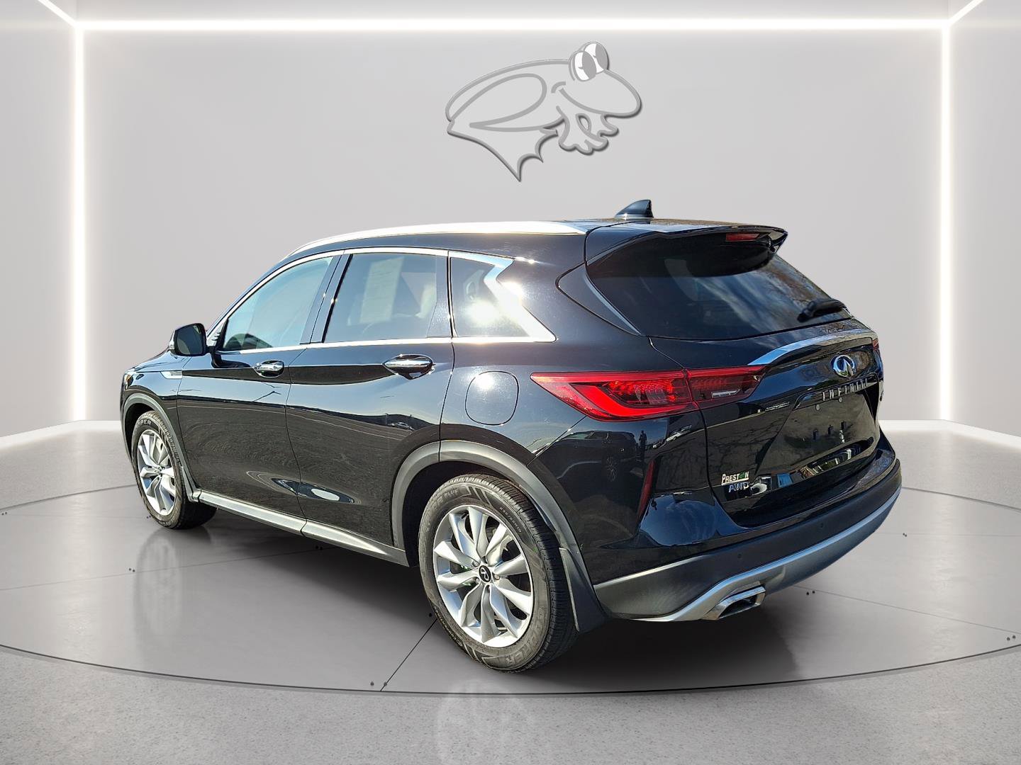 Used 2020 INFINITI QX50 Luxe w/ Cargo Package image 3