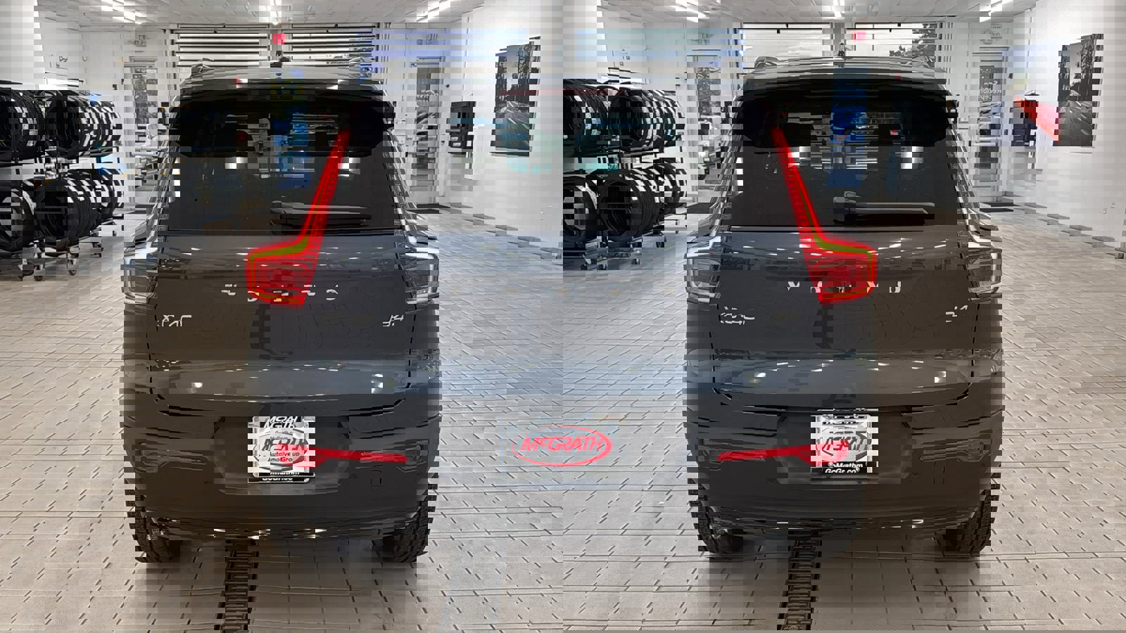 Used 2026 Volvo XC40 B4 Plus w/ Climate Package image 6