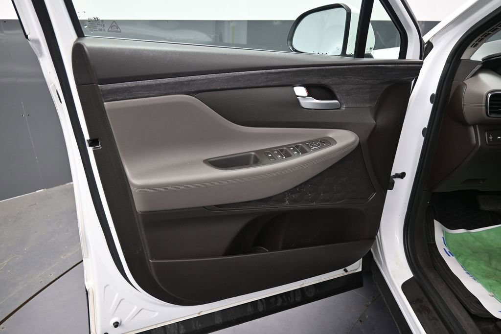 Used 2020 Hyundai Santa Fe SE FWD image 27