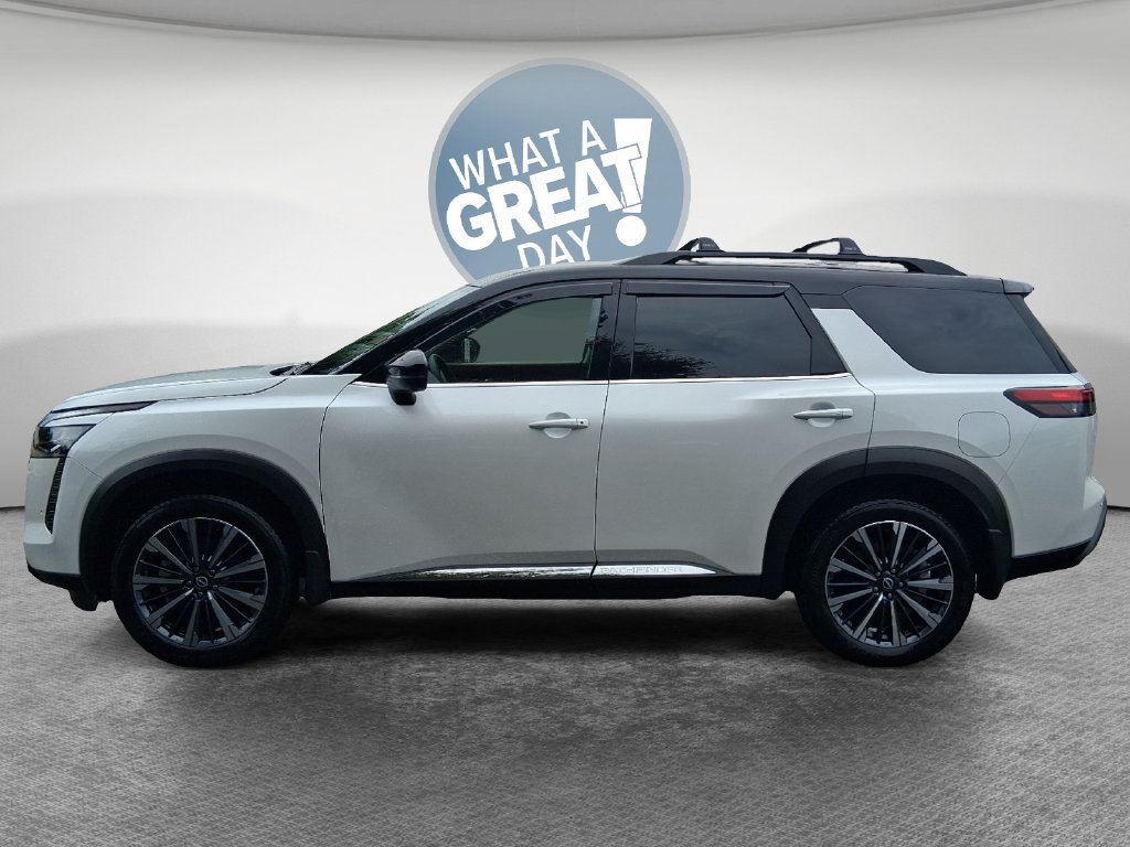 Used 2026 Nissan Pathfinder Platinum w/ Cargo Package FWD image 7