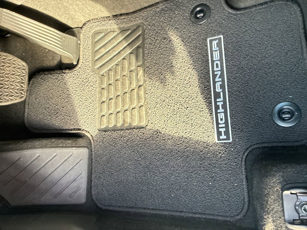 New 2026 Toyota Highlander XLE image 47