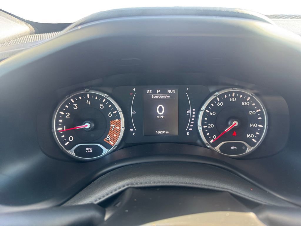 Used 2023 Jeep Renegade Latitude image 23