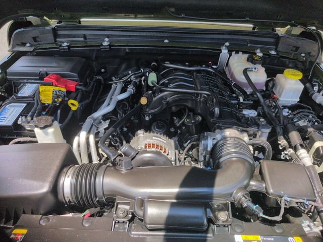 Used 2021 Jeep Gladiator Mojave AWD/4WD image 36