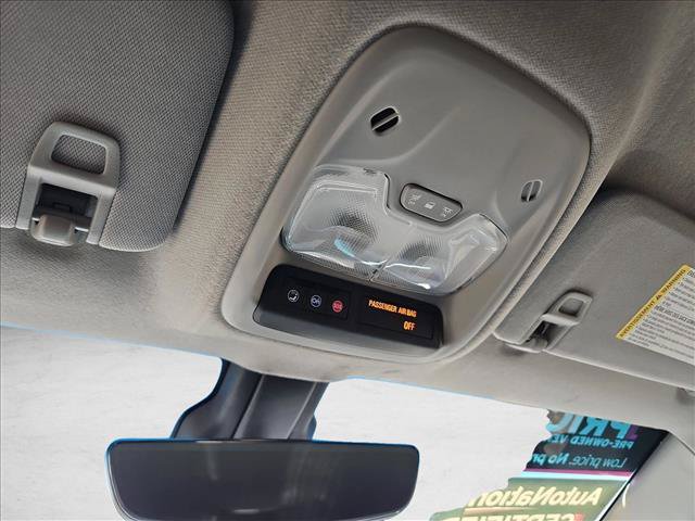 Used 2021 Chevrolet Bolt Premier w/ Infotainment Package FWD image 20