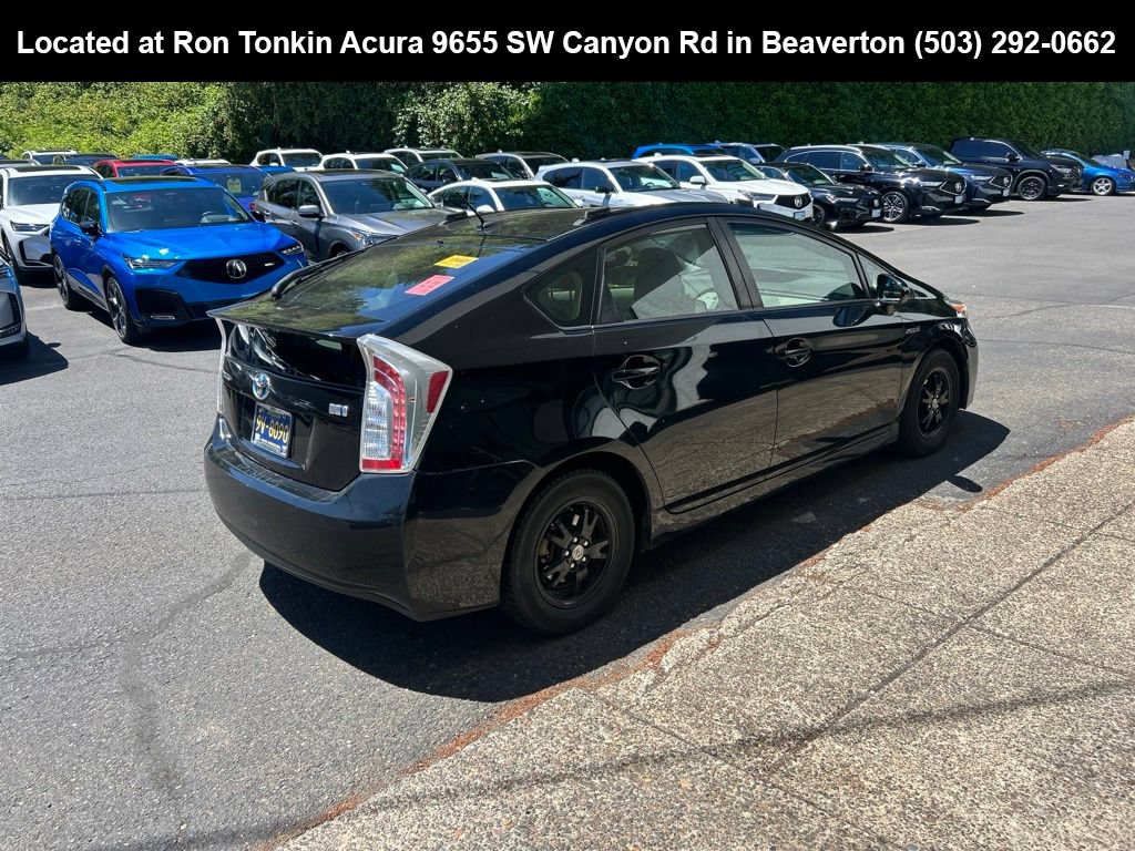 Used 2014 Toyota Prius Four FWD image 4