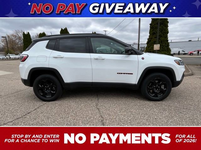 Used 2023 Jeep Compass Trailhawk image 6