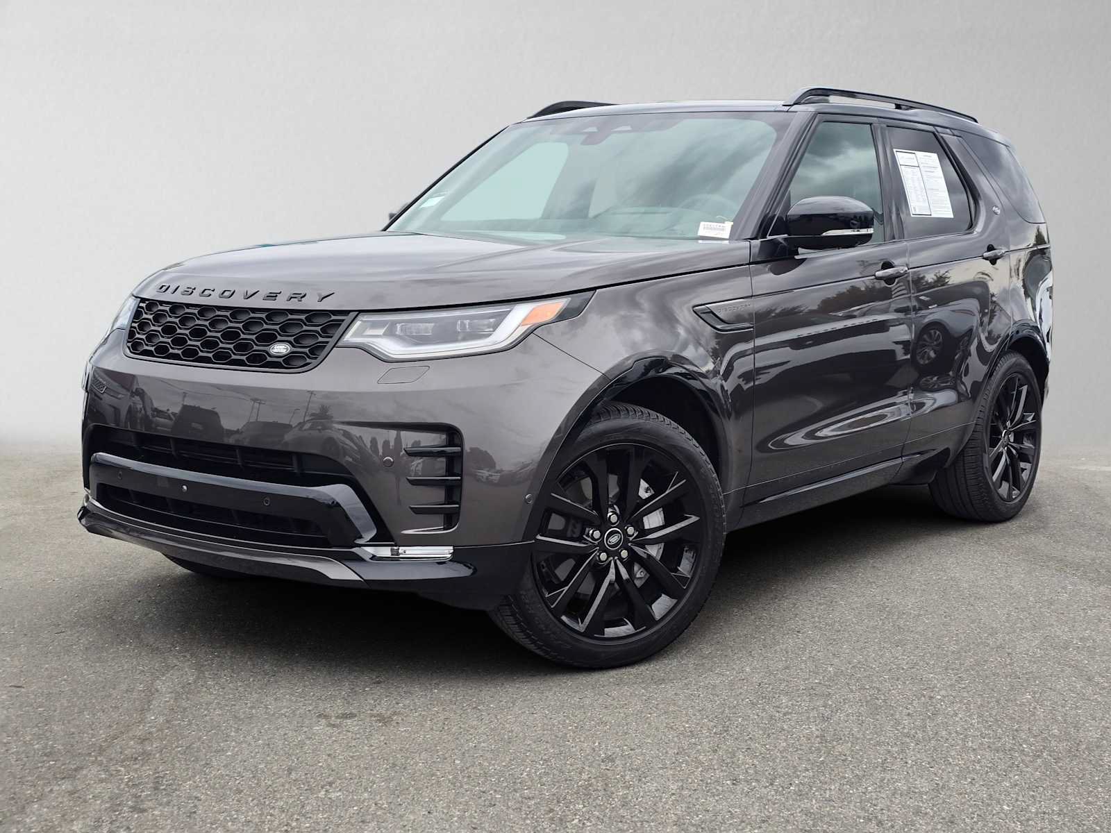 Used 2026 Land Rover Discovery Dynamic SE AWD/4WD image 1
